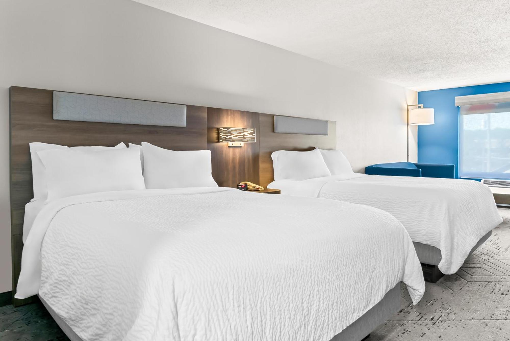 Holiday Inn Express & Suites - Detroit Northwest - Livonia By Ihg Exterior foto